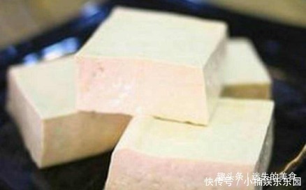 豆腐|煎豆腐直接下油锅完全不对，忽略这一步，难怪粘锅，不鲜嫩