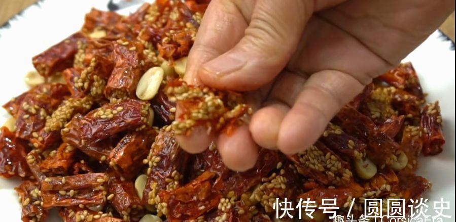 超市15元一斤的辣椒酥，教你在家做，能当零食能下酒，又香又脆