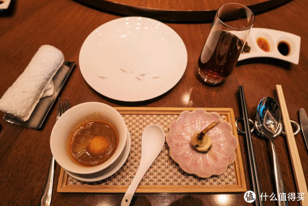 玫瑰|旅行其实很简单 篇九百八十七：入住送粉色玫瑰，整家酒店都是Pink！Pink！Pink！