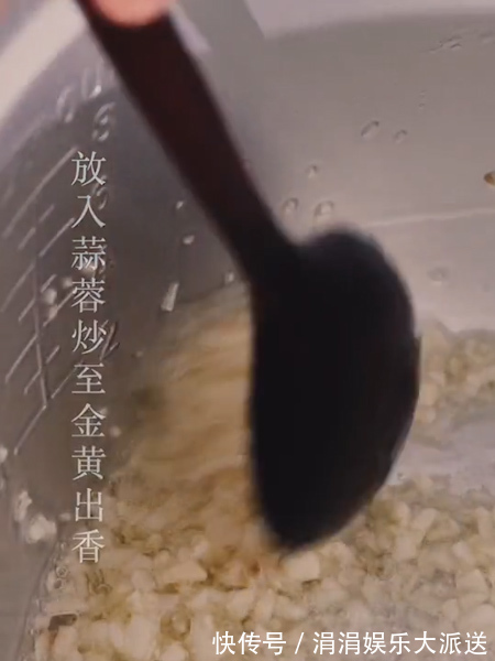 煮虾究竟是冷水下锅还是水开下锅搞错这一步难怪腥味浓重!