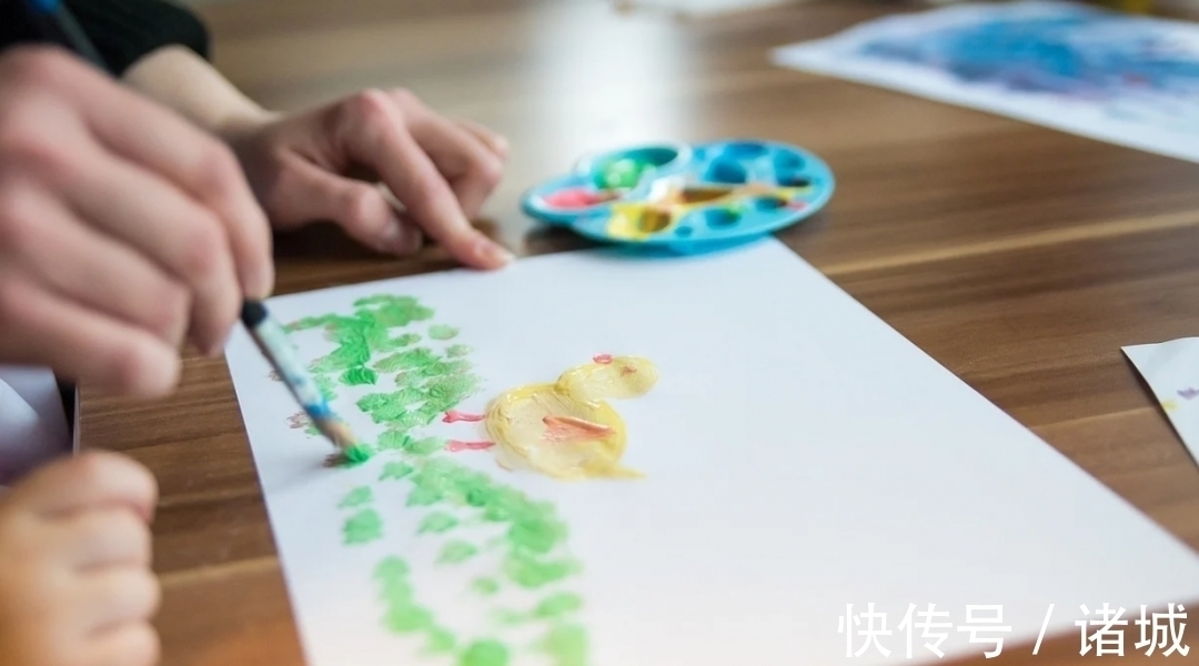 爪子|蝌蚪如何变身青蛙?孩子无穷想象力,图画全方位多角度“逆生长”