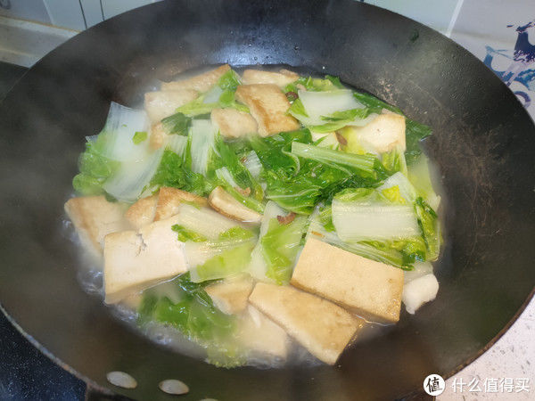 豆腐和这菜是绝配，入秋后要常吃，汤鲜味美营养高，不懂吃就亏了