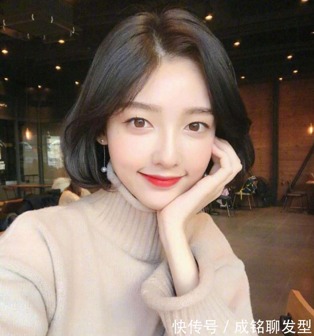 短发|30岁女士剪短发后,老公说老了5岁,哪种短发时尚减龄又好打理?