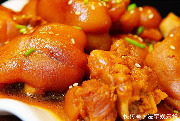 女性50岁后，爱吃“天然胶原蛋白”，美容祛斑，滋阴补血防衰老