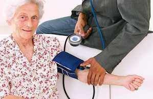 钠离子|高血压一定要注意平时饮食,特别是这些食物,高血压患者尽量少碰