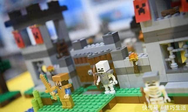 毛绒玩具|这5种危险的玩具，妈妈有多远就扔多远，别等孩子出事了再后悔