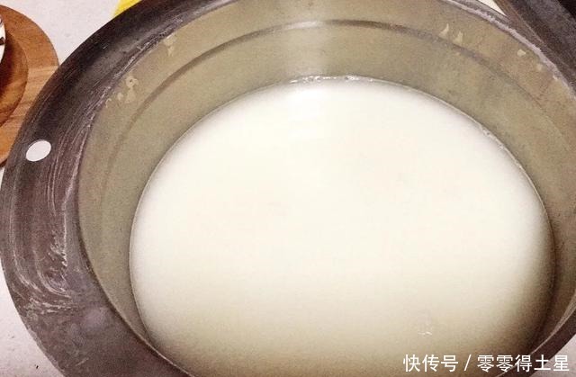 鸡鸭|天冷了,全家就馋它,来点面筋炖一锅,味道不比鸡鸭鱼汤差