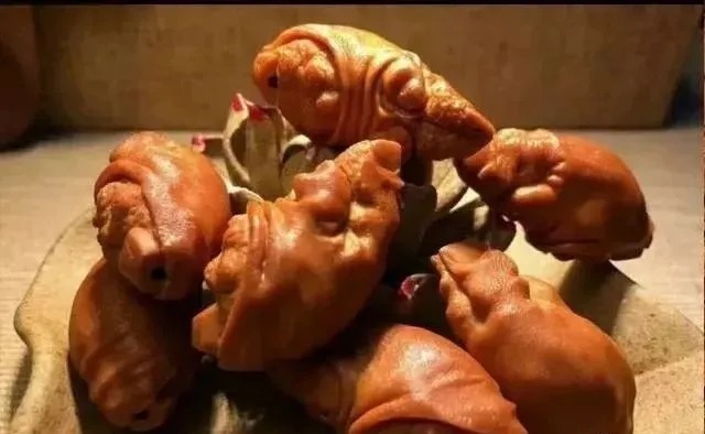 榫卯|70多个零件组成的橄榄核雕您见过吗?而且还是榫卯结构