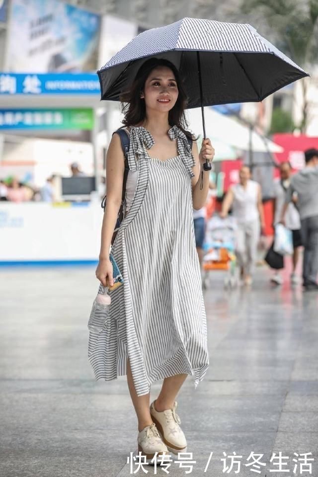 唯美|连衣裙穿起来非常舒服大气，能给人一种清爽唯美的感觉