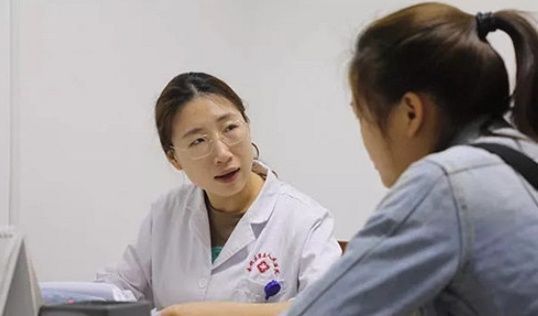 内分泌失调|恩爱夫妻结婚5年一直没怀上,医生的一句话,让妻子羞愧道出实情