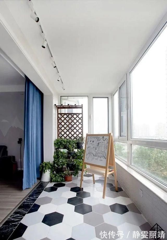 阳台|越来越多人阳台不铺瓷砖,如今用它来代替,太聪明了