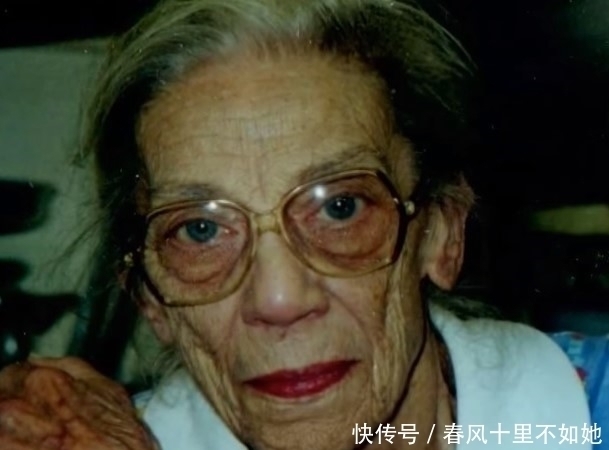 毕加索|姨妈临终前让他检查缝纫机他竟找到毕加索画作,价值1300万美元