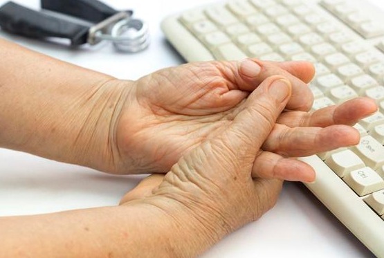 头晕|脑供血不足需重视,经常头晕、头痛要注意,正确预防治疗才正确