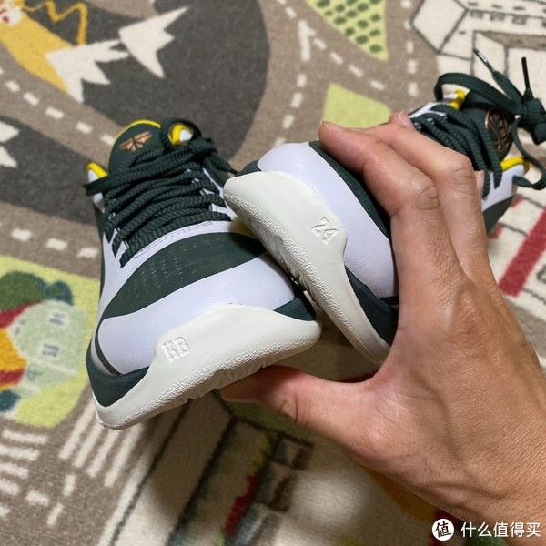 salute 我的第N双鞋 篇一百三十：致科比致经典！Nike Zoom Kobe V Protro EYBL