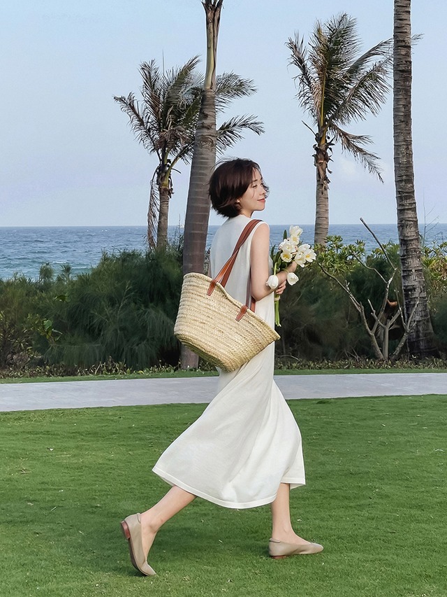 高跟凉鞋|小个子女生穿什么连衣裙好看?选这几款显高又显瘦,温柔优雅