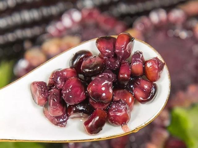 枇杷|越老越要吃得好中老年人营养均衡建议多吃这4种“软黄金”!