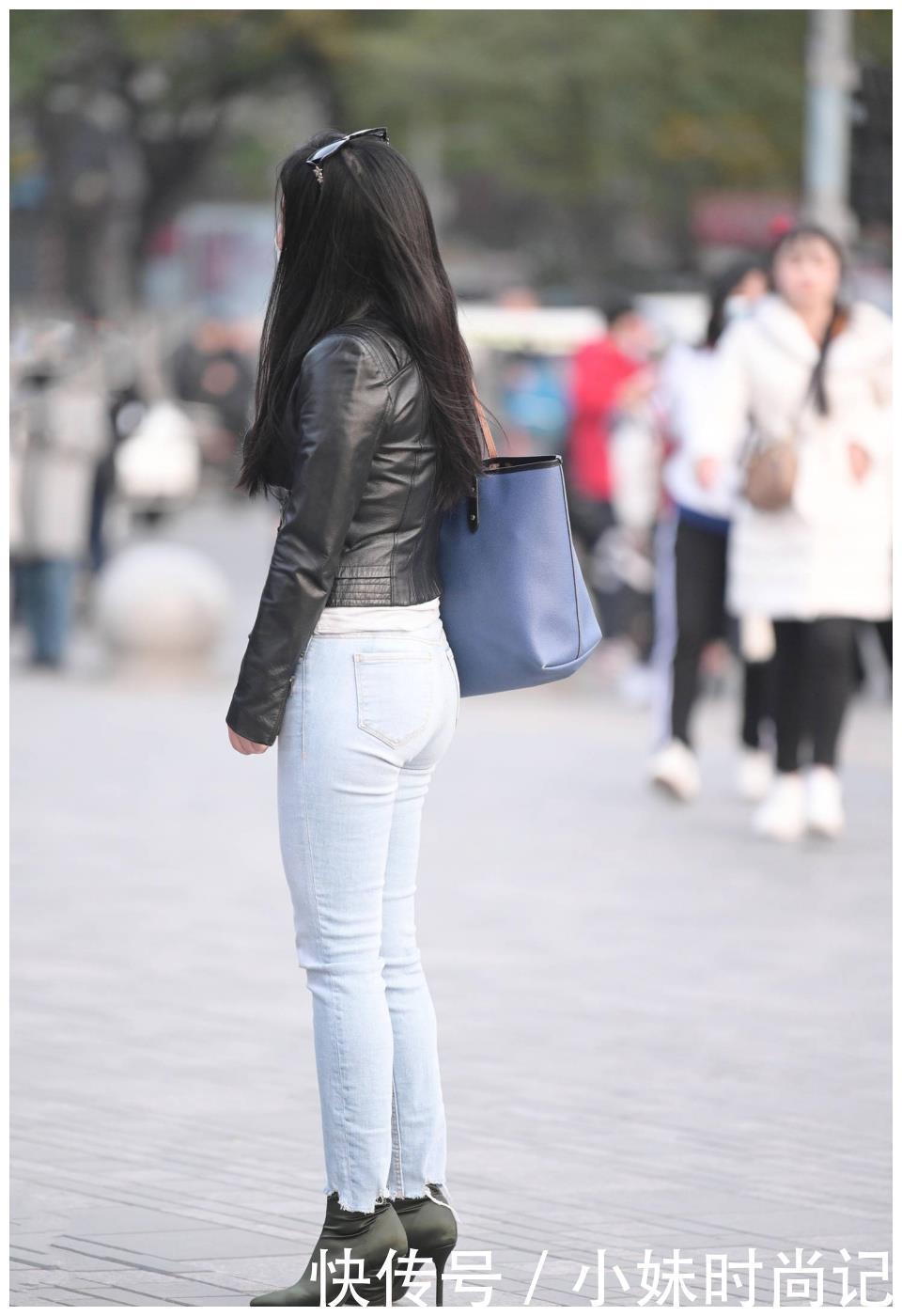 短靴|穿搭简便的牛仔裤,选长靴还是短靴来衬托,高跟款式会更好么?