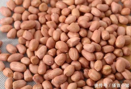 炸花生米,别急着下锅,多做一步,花生又酥又脆,还不容易炸糊