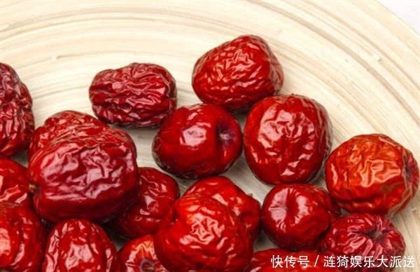 食物|年过45岁,首先要管住嘴,尤其4种食物,吃多了加速衰老