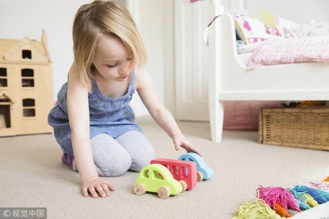 女儿|最伤女儿的“3句话”,容易给孩子留下阴影,父母别天天挂嘴边