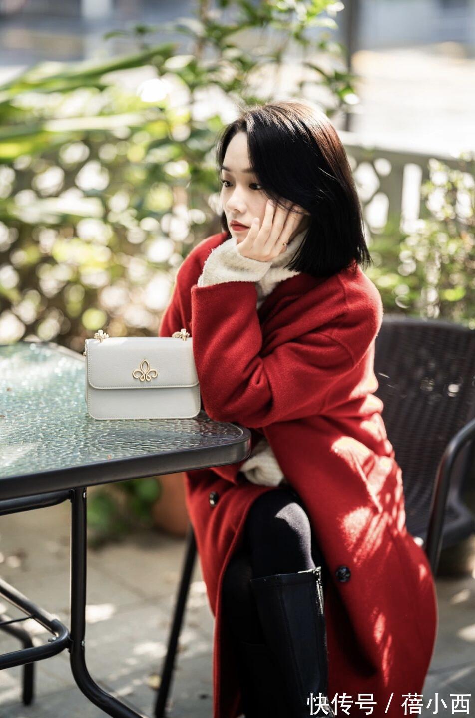 博主|有品味的女人,衣橱里一定有这4件大衣,搭配裤子、半身裙很优雅