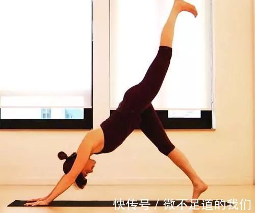 靠近|练瑜伽,为什么瑜伽老师要建议你多练核心?