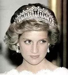 珍珠 唯一可以从20岁戴到80岁的珠宝,每个女人都应该拥有一件