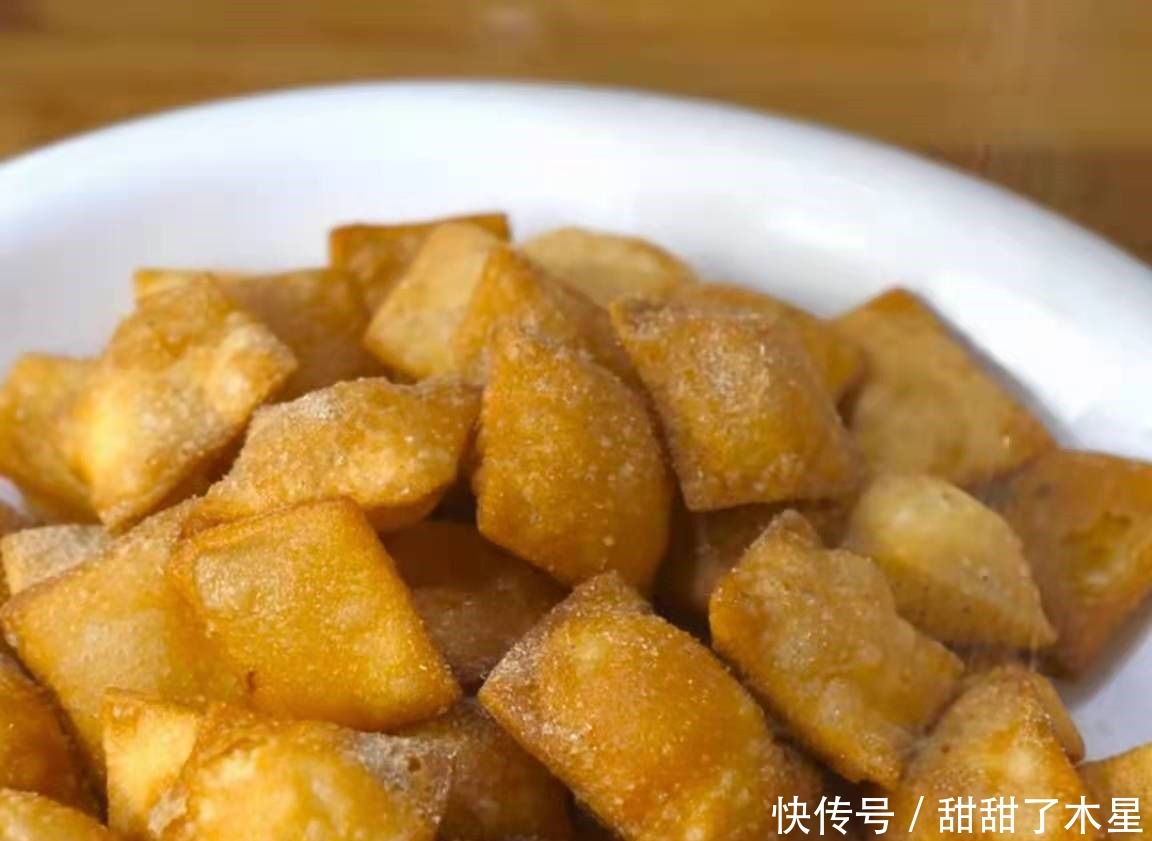 饺子皮不要总包饺子了,用来做美味的小零食,孩子们特别喜欢