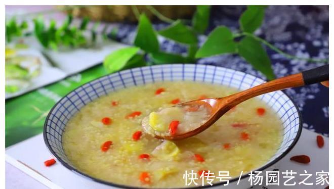 养胃|维生素C是苹果的10倍,和小米煮成粥,养胃去秋燥,隔三差五必