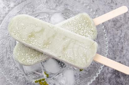 便秘多是拖出来的？内科医生：腿脚若有3“异常”，肠道或已堵死