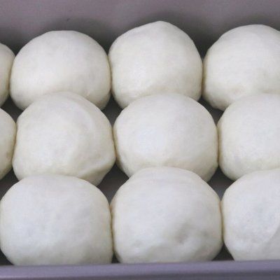 段时间|餐桌上的保留项目椰浆面包，隔段时间就做一次