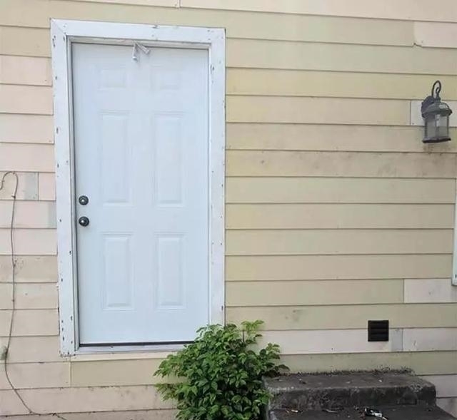 插座@31个“奇葩”的沙雕设计,设计师怕是脑袋进水了吧