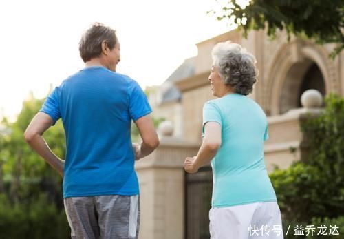 血糖|有糖尿病的人,若身体出现这3个情况,说明身体在逐渐好转