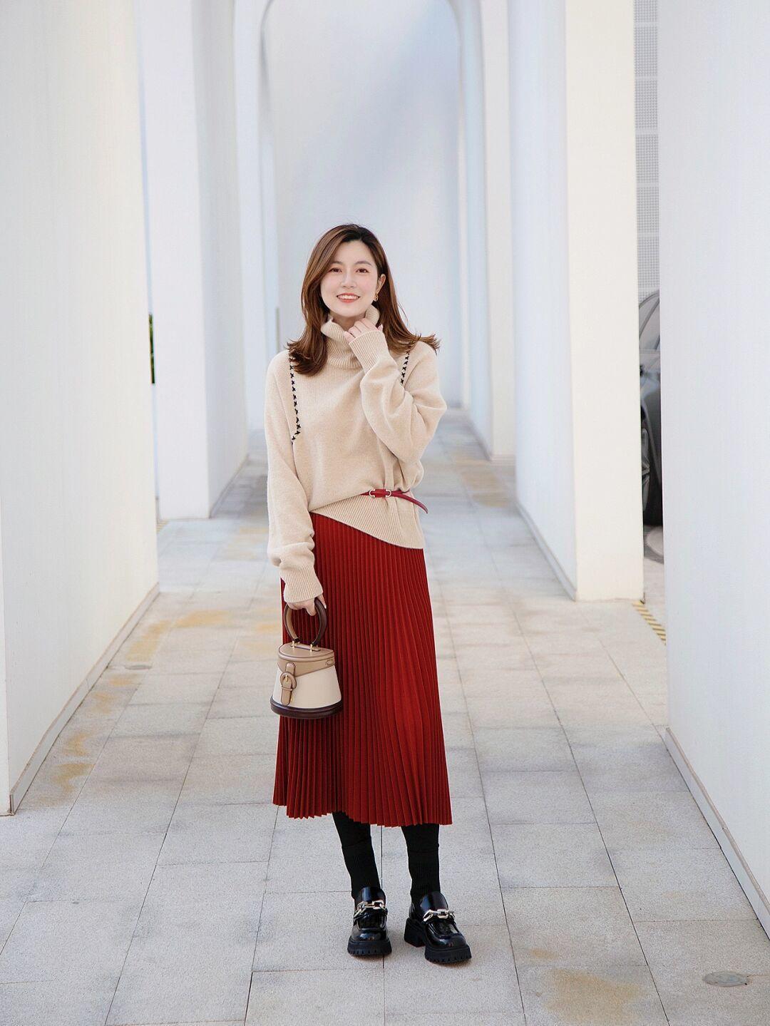 博主|入冬后必备的“毛衣”你准备好了吗?体面优雅,适合普通大众