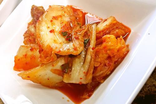 葡萄糖|血糖高的人,饭后通常有3种表现,如果没有,或说明血糖比较稳定