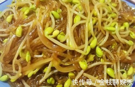 蒜苗|一道老少皆宜的营养菜，色香味俱全，5分钟就上桌，多吃不长胖