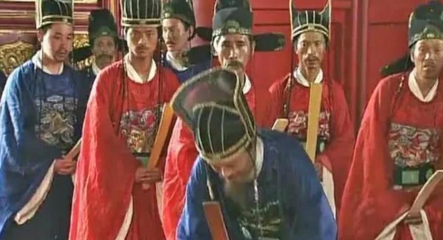 临死前|崇祯皇帝登基后，借势铲除掉魏忠贤，未听魏忠贤临死前劝诫超后悔