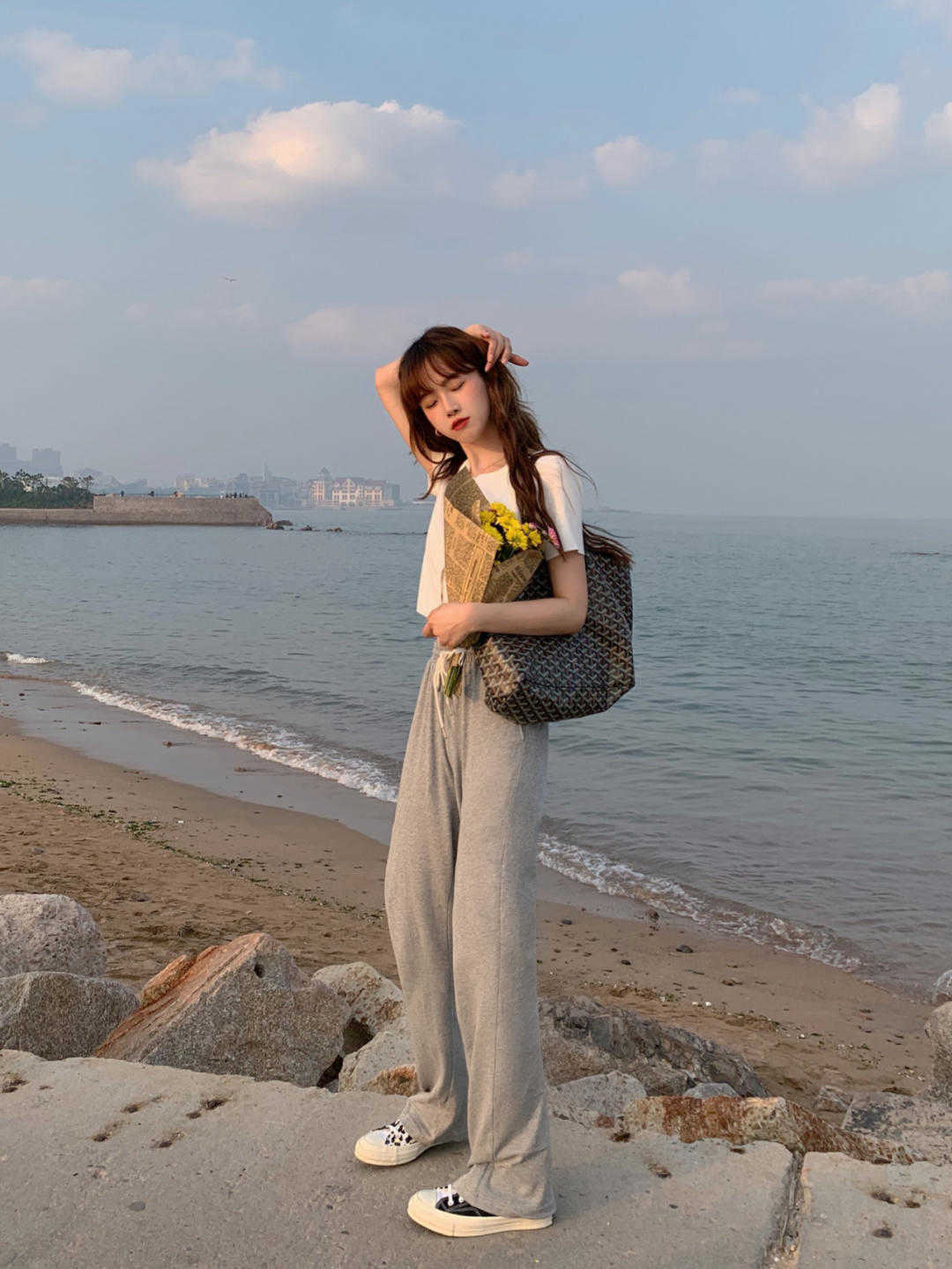 穿搭|穿来穿去,还是“裤子”更加百搭日常,这些搭配舒适又高级