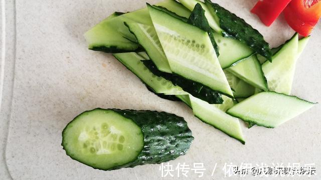 主菜|原来黄瓜切法有这么多种,黄瓜的花式切法大全图文详解,一看就会