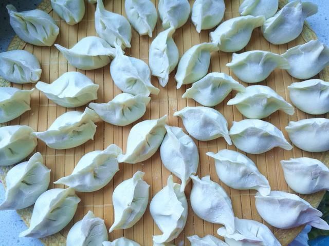 饺子|秋天吃饺子，可别错过这个馅儿，抱团儿又爆汁儿，一咬满嘴香