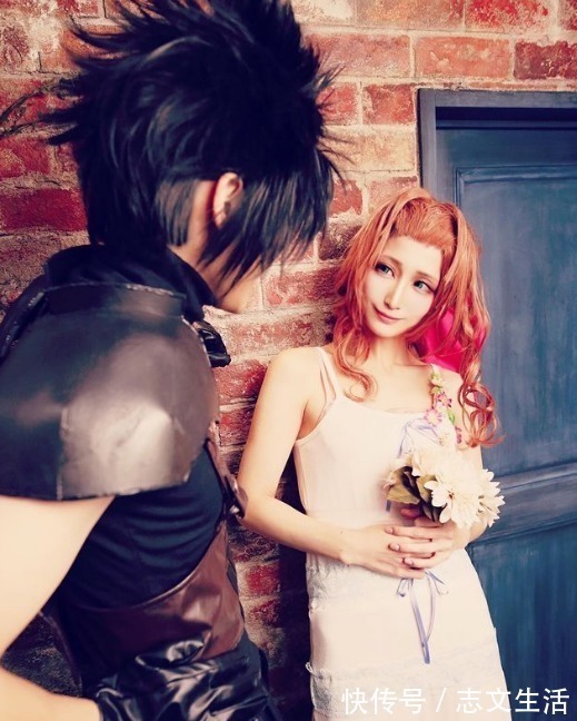 面对镜头|夫妇变闺蜜？一家三口玩cosplay，结果爸爸成了女装大佬