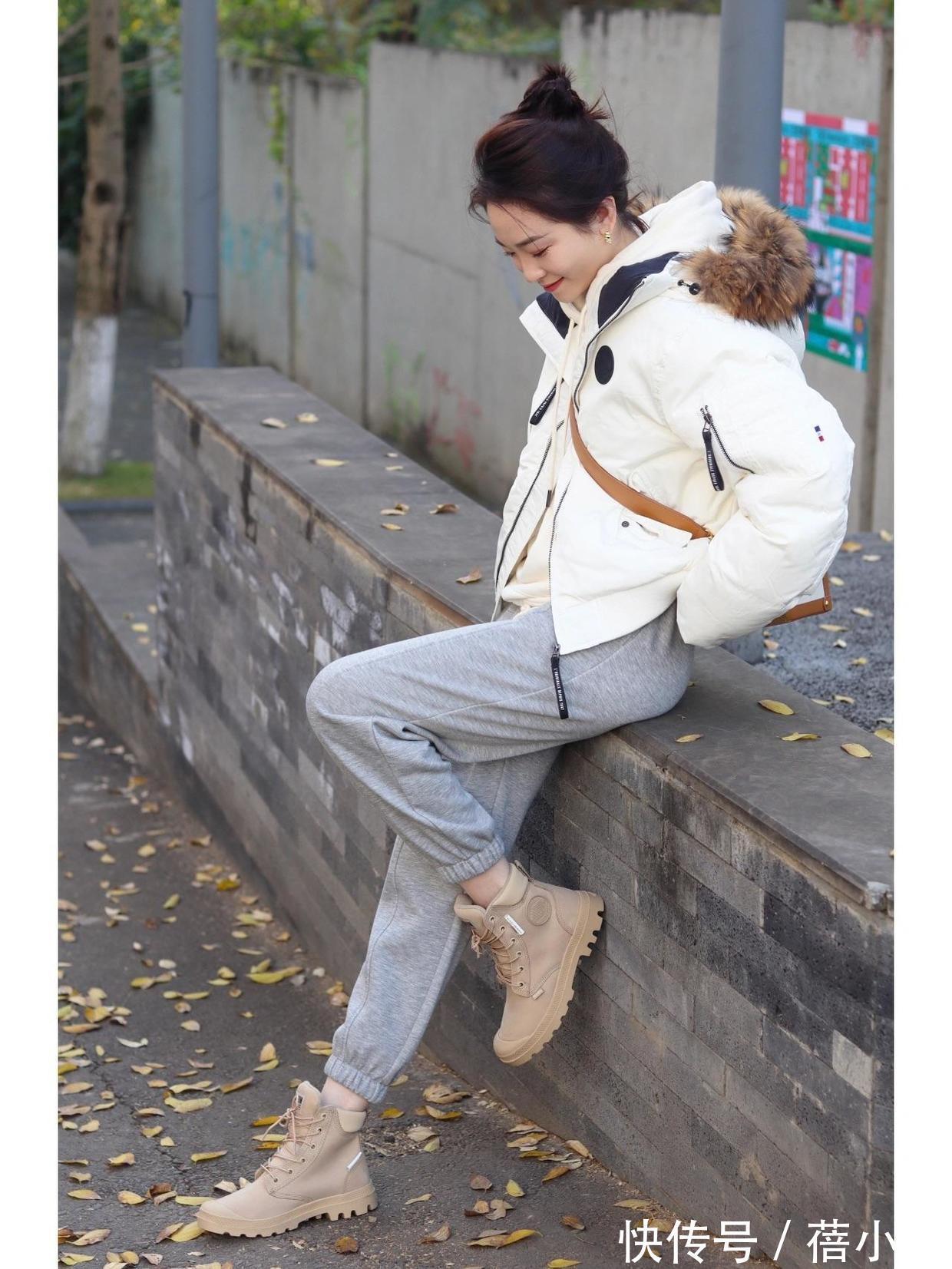 穿搭 简约、高级又chic!“羽绒服”就是要这么穿,搭配小白直接照搬