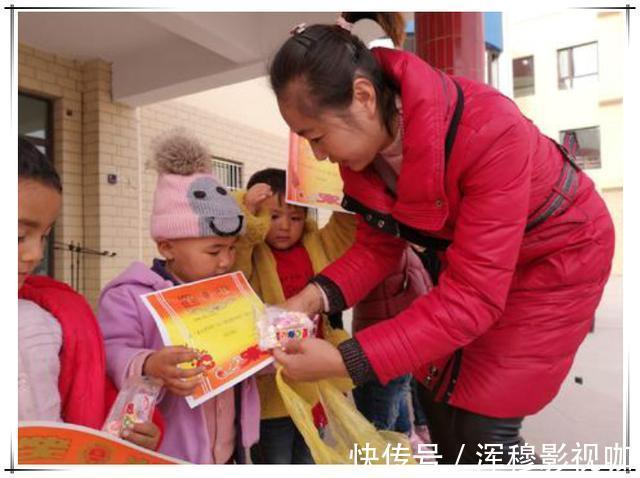 闪光点|孩子领回第一张奖状,看清上面的字后,宝妈怒了坑娃不识字