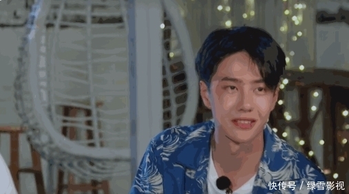 一教 王一博,你啥时候再去冲浪