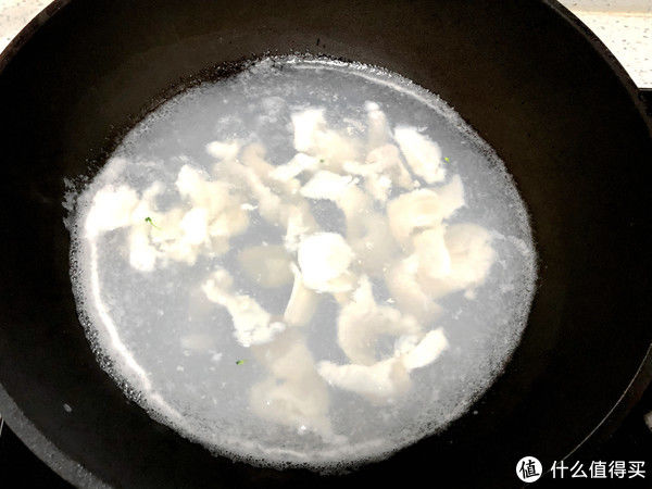 营养价值|西兰花别再炒着吃了，配上鱼片，上锅简单蒸一下，营养美味特省事