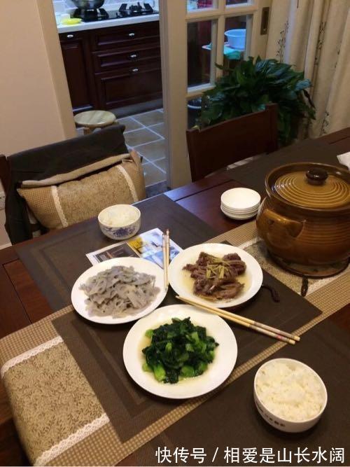 二人餐|媳妇装新房,卫生间砌“半墙”,阳台成“绿森林”,被邻居赞爆了