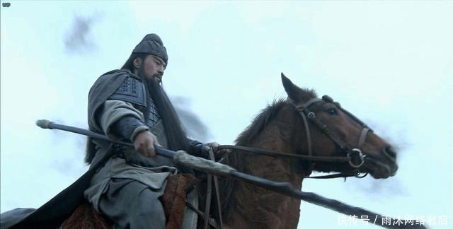 军事行动|张辽武艺不差关羽，为何在斩杀颜良的军事行动之战，关羽表现突出