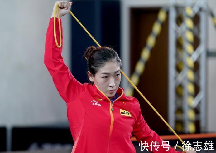 刘诗雯|福原爱祝贺刘诗雯回归:真为你高兴,下次给我签名