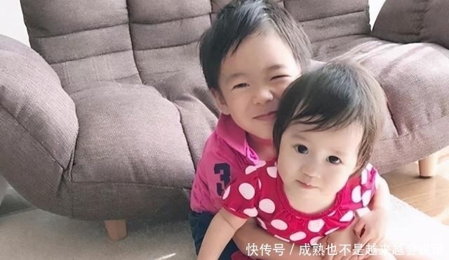 弟弟妹妹|双胞胎哥哥成“宠妹狂魔”,妹妹想吃啥都行,饺子面条随便挑