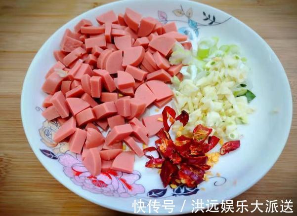 补钙|被很多人扔掉的萝卜叶,炒一炒比青菜好吃,便宜补钙还保护视力